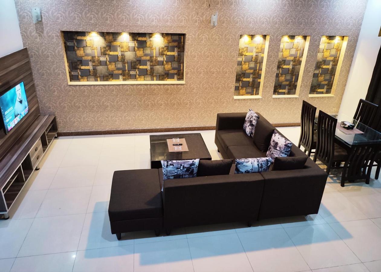 Fully Serviced Holiday Home Near Lahore Ring Road Luaran gambar